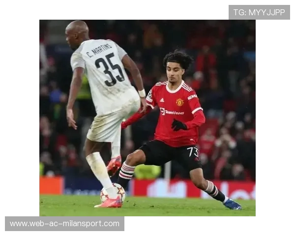 曼联青训出新星,年轻力量逐渐担纲主力 曼联青训出新星,年轻力量逐渐担纲主力