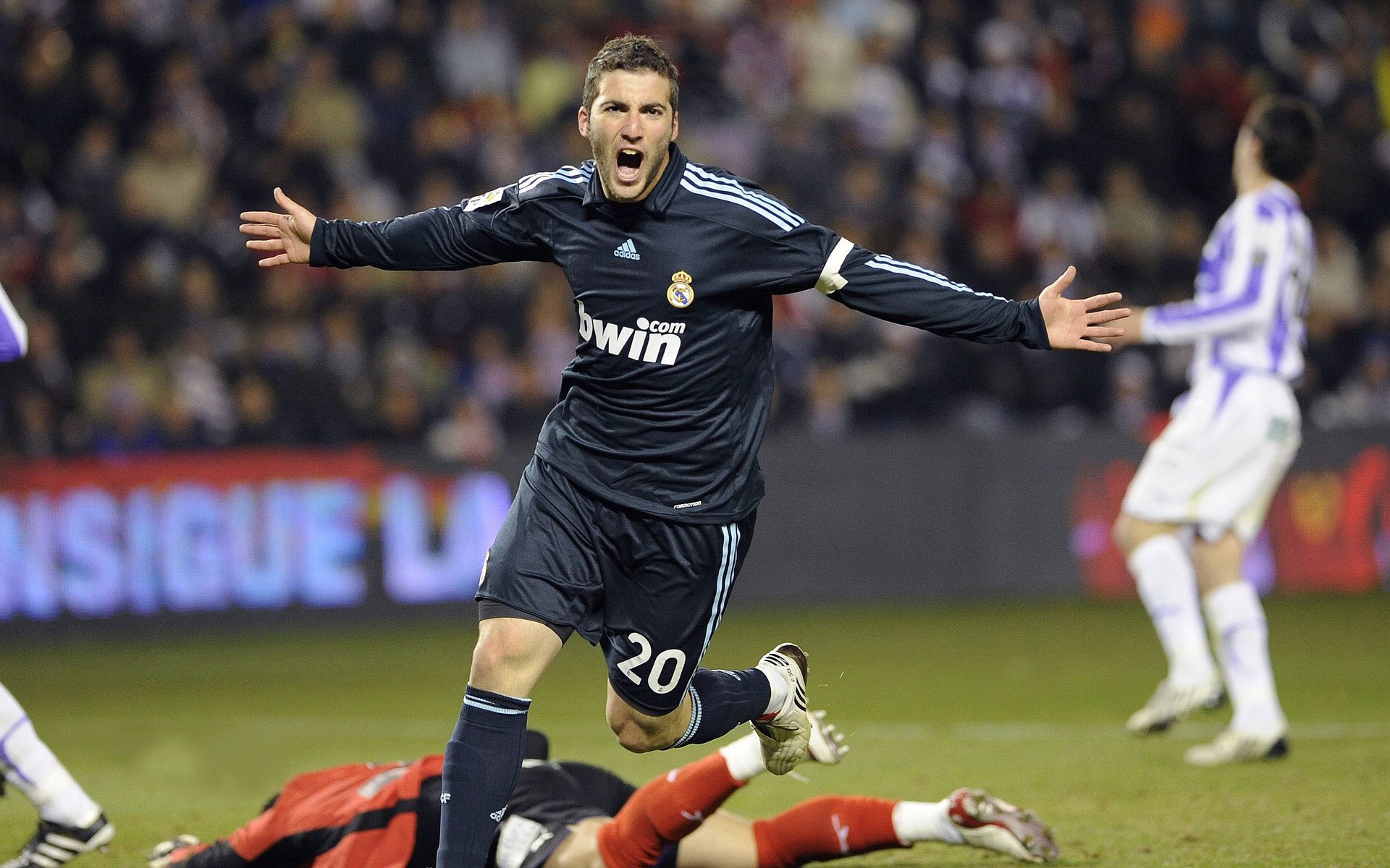 莱奥：AC米兰锋线尖刀，葡萄牙天才，ac米兰的葡萄牙球星